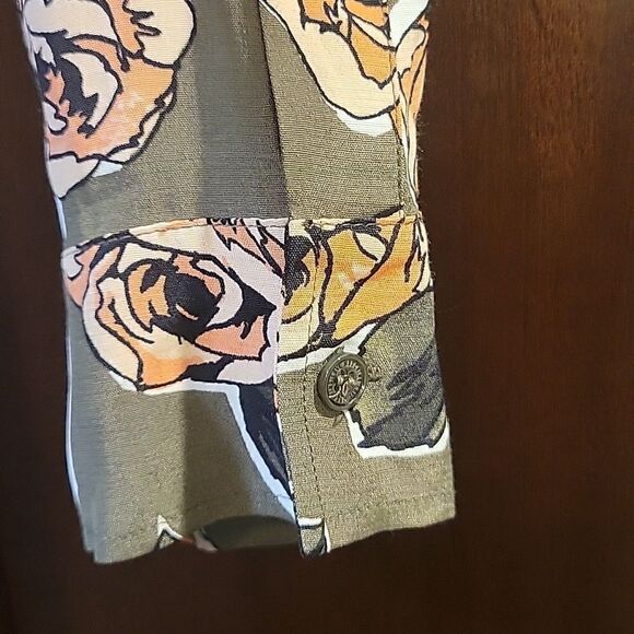 Love Moschino Floral Rose Long Sleeve Button Down Shirt - Picture 5 of 12